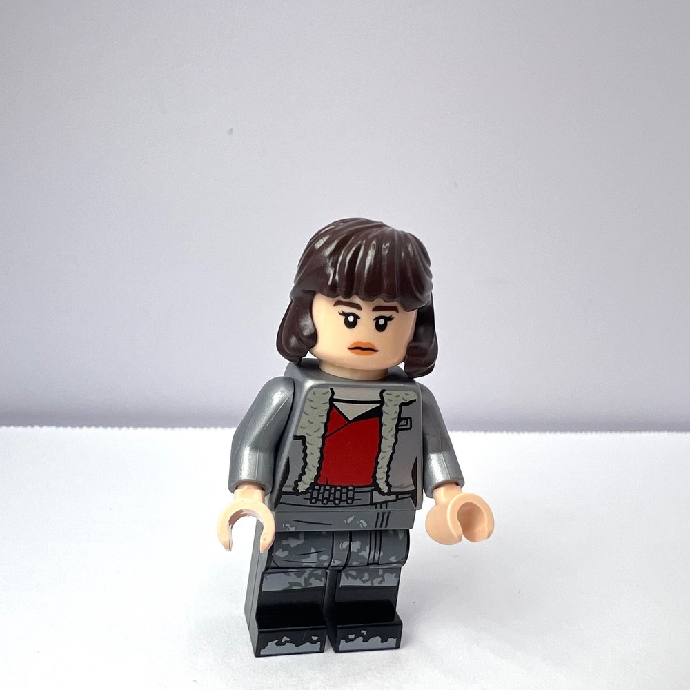LEGO Star Wars Qi'ra Minifigure Corellia Outfit Han Solo Landspeeder‎ 75209